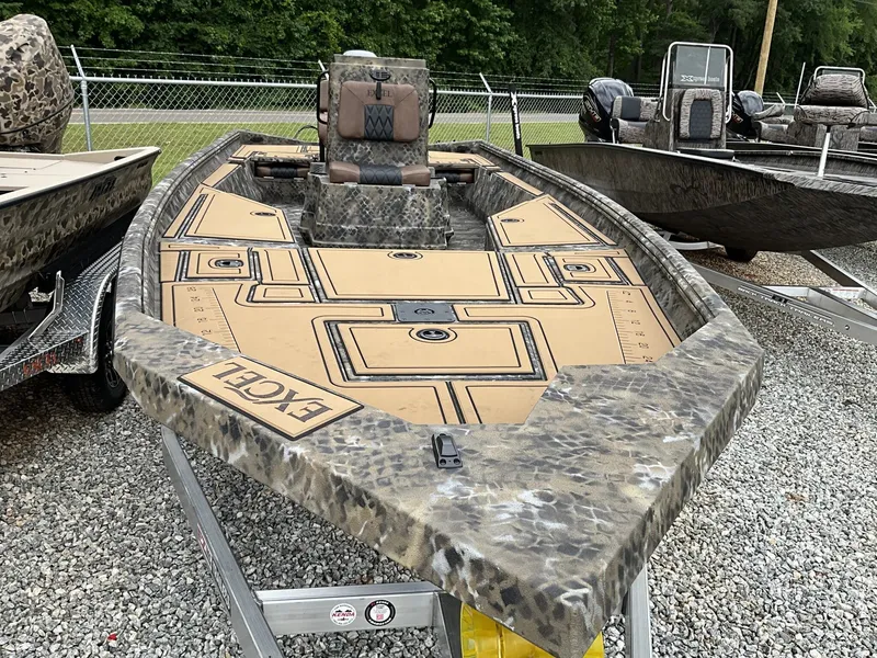 Slide: The Image of Excel 230 Bay Pro 2026 - 3