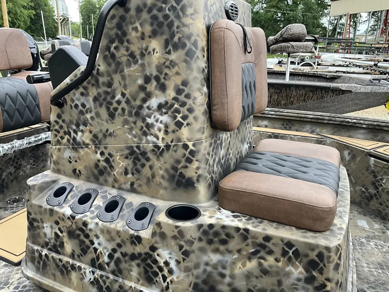 Slide: The Image of Excel 230 Bay Pro 2026 - 6