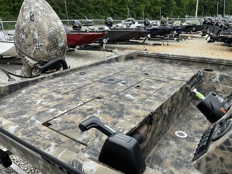 Slide: The Image of Excel 203 Bolt 2026 - 10