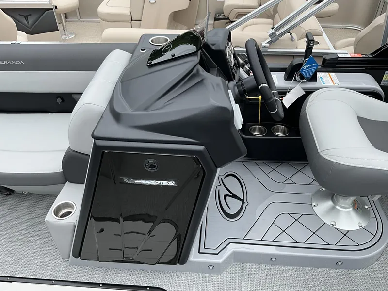 Slide: The Image of Veranda Relax Series 22RC 2025 - 3