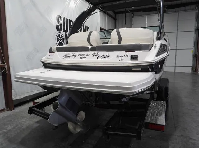 Slide: The Image of Regal 2300 RX Surf 2016 - 3