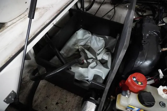 Slide: The Image of Regal 2300 RX Surf 2016 - 7