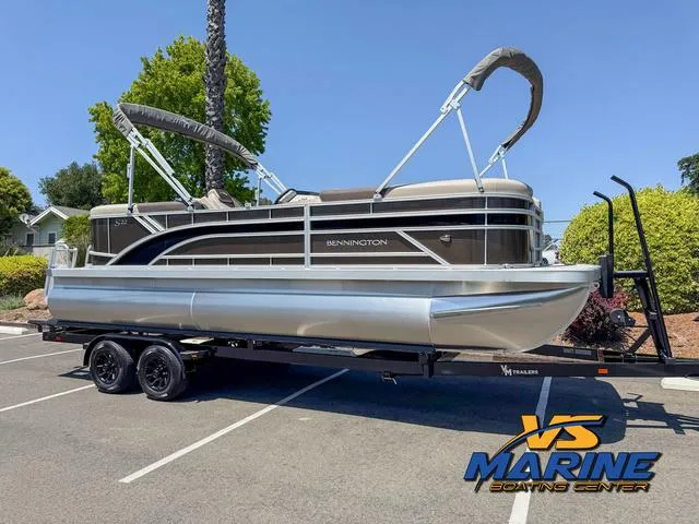 Bennington S Quad Bench 22 SSR 2025 for Sale | MarineSource