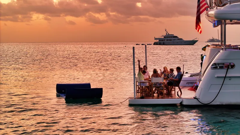 Slide: The Image of People enjoying sunset on Horizon 95 yacht, 2007 model, with ocean view. - 6