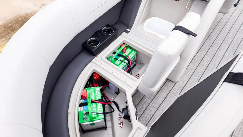 Slide: The Image of Harris Cruiser 230 2024 - 12