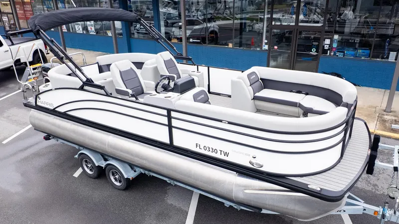 Slide: The Image of Harris Cruiser 230 2024 - 4