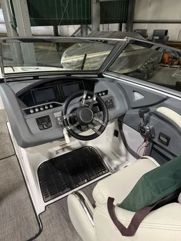 Slide: The Image of Cobalt R5 2017 - 6