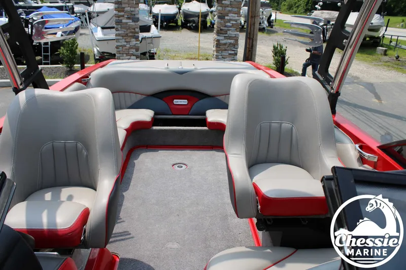 Slide: The Image of Malibu Wakesetter 247 LSV 2014 - 14