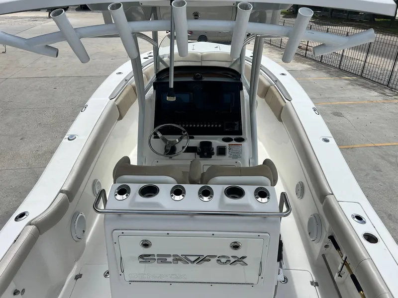 Slide: The Image of Sea Fox 288 Commander 2017 - 11