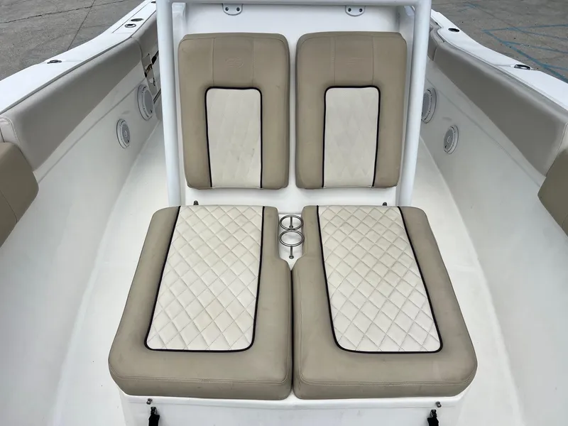 Slide: The Image of Sea Fox 288 Commander 2017 - 7