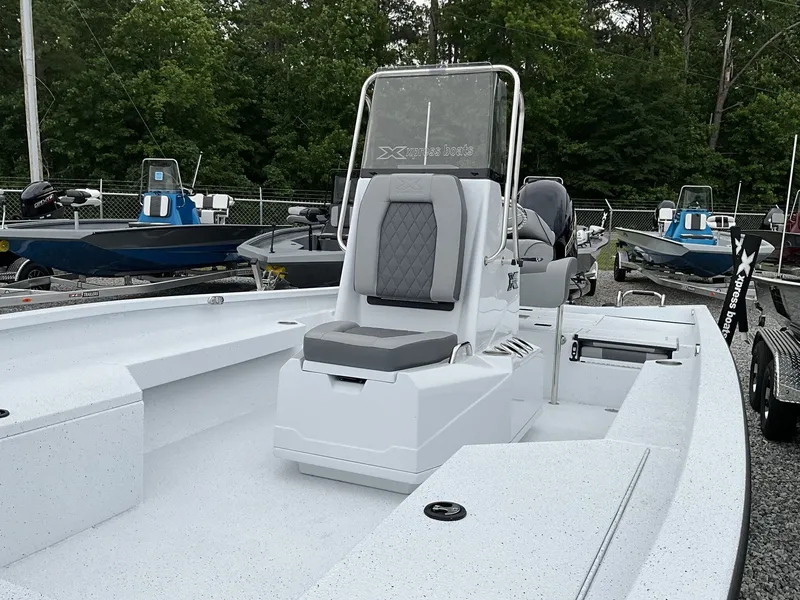 Slide: The Image of Xpress H22B Bay 2026 - 4