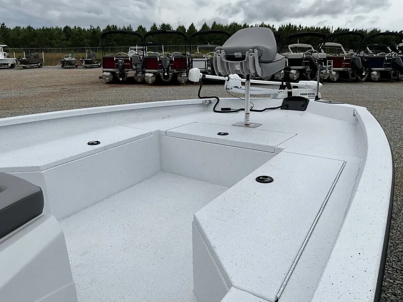 Slide: The Image of Xpress H22B Bay 2026 - 6