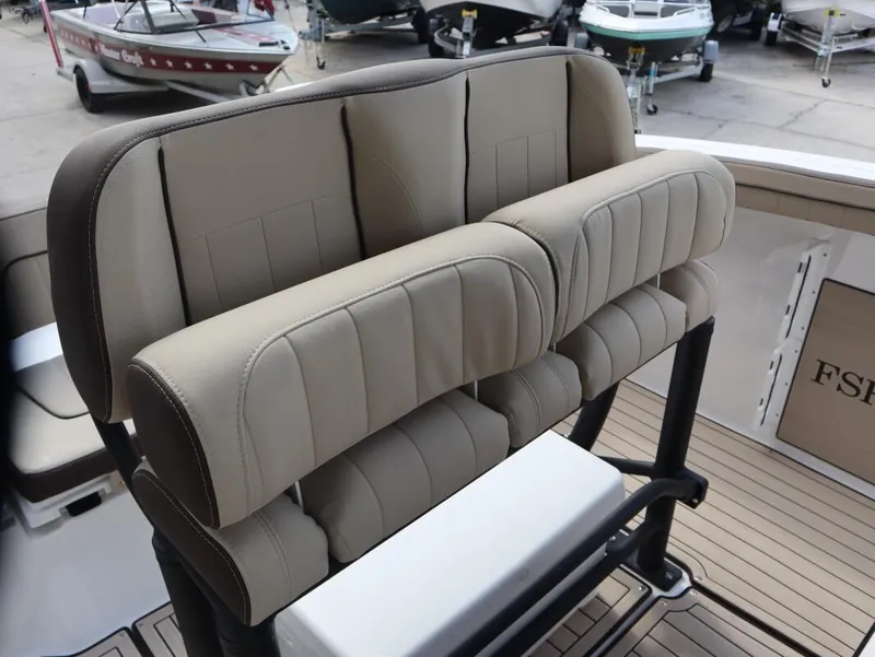 Slide: The Image of Yamaha 255 FSH Sport E 2025 - 24