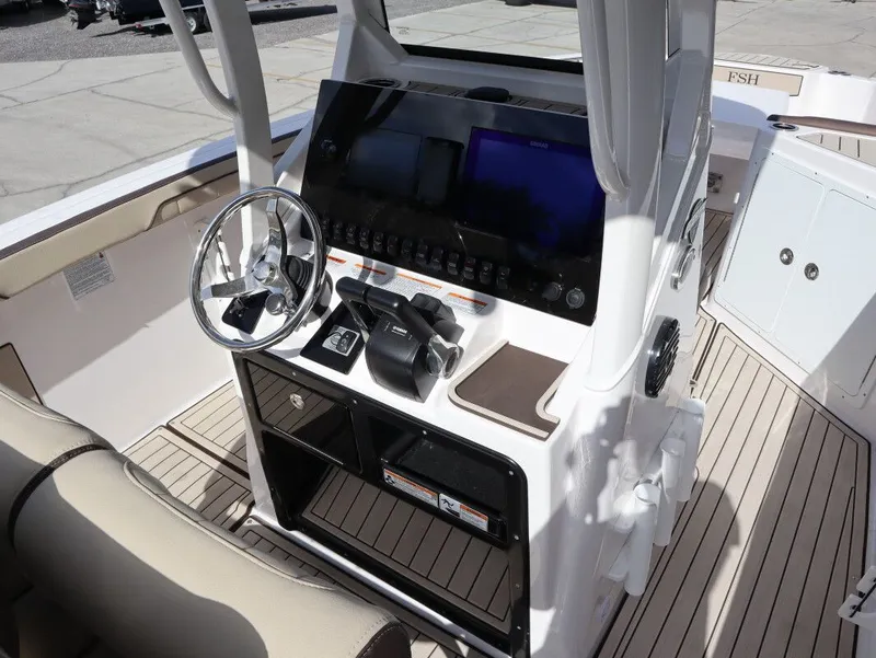 Slide: The Image of Yamaha 252 FSH Sport 2025 - 16