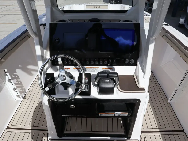 Slide: The Image of Yamaha 252 FSH Sport 2025 - 17