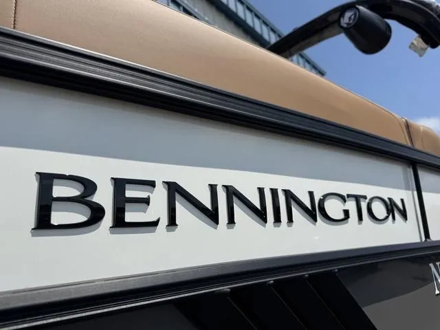 Slide: The Image of Bennington 24 MSB Sport Arch Tri-toon Pontoon 2025 - 10