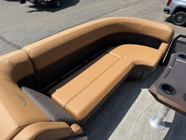 Slide: The Image of Bennington 24 MSB Sport Arch Tri-toon Pontoon 2025 - 24