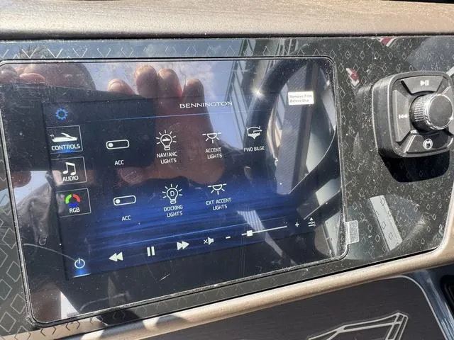 Slide: The Image of Bennington 24 MSB Sport Arch Tri-toon Pontoon 2025 - 35