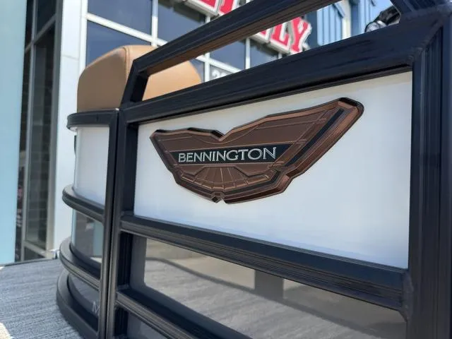Slide: The Image of Bennington 24 MSB Sport Arch Tri-toon Pontoon 2025 - 8