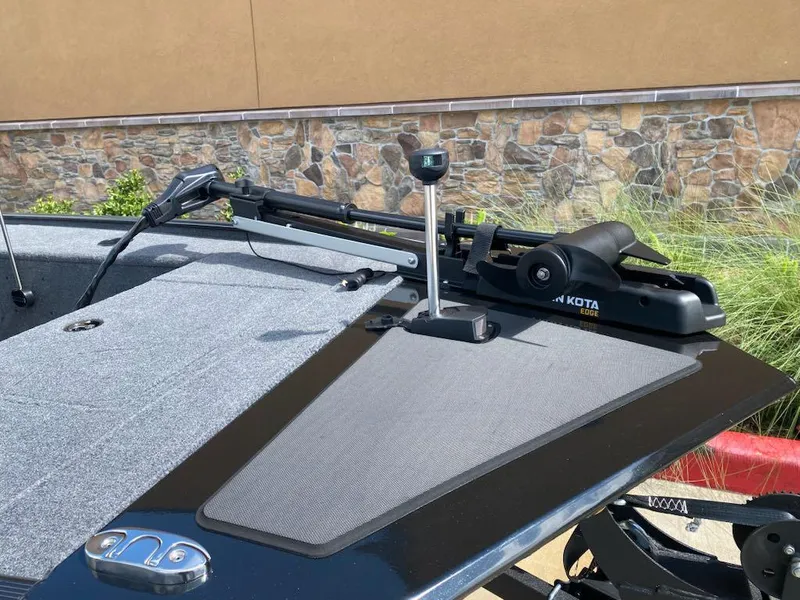 Slide: The Image of 2025 Tracker Panfish 17 boat with Minn Kota trolling motor on deck. - 4