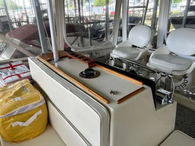 Slide: The Image of Chris-Craft 42 Tournament Fisherman 1987 - 15