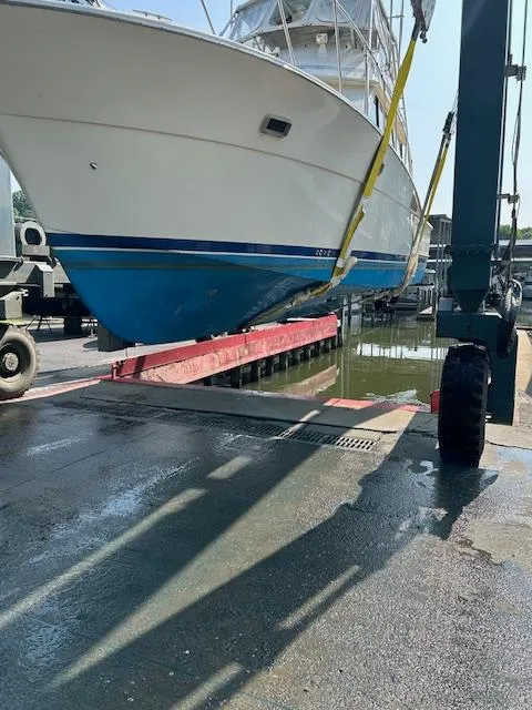 Slide: The Image of Chris-Craft 42 Tournament Fisherman 1987 - 19