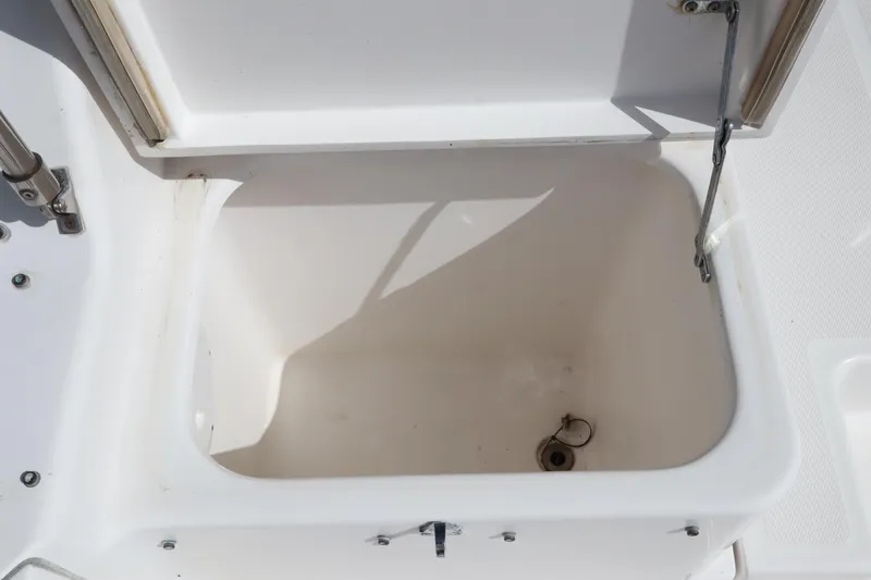 Slide: The Image of Mainship Pilot 34 2002 - 65