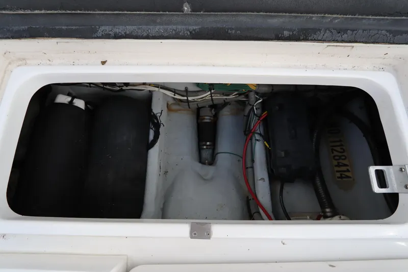 Slide: The Image of Mainship Pilot 34 2002 - 67