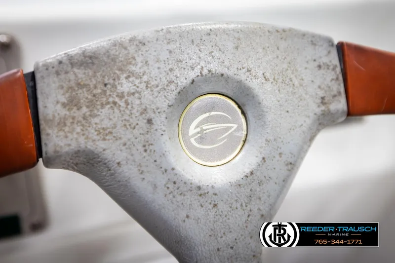 Slide: The Image of Crownline Boats 242 CR 1999 - 50