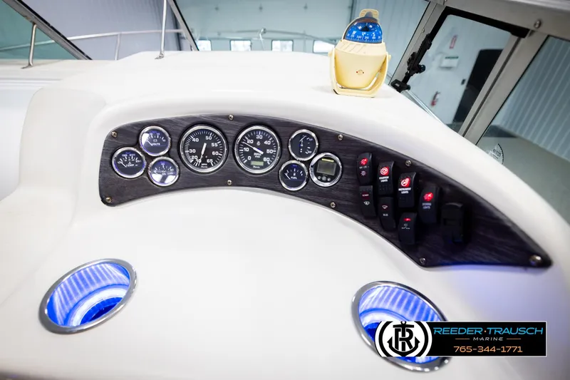 Slide: The Image of Crownline Boats 242 CR 1999 - 51