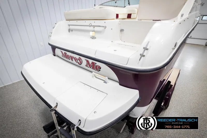 Slide: The Image of Crownline Boats 242 CR 1999 - 72