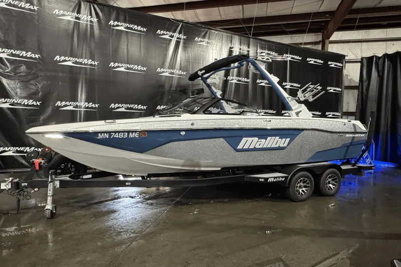Slide: The Image of Malibu Wakesetter Lsv 23 2021 - 2