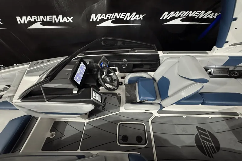 Slide: The Image of Malibu Wakesetter Lsv 23 2021 - 35