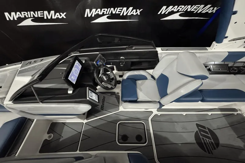 Slide: The Image of Malibu Wakesetter Lsv 23 2021 - 36
