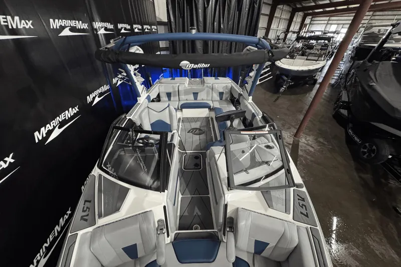 Slide: The Image of Malibu Wakesetter Lsv 23 2021 - 49