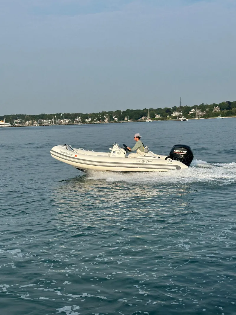 Slide: The Image of Zodiac Yachtline 490 2024 - 15