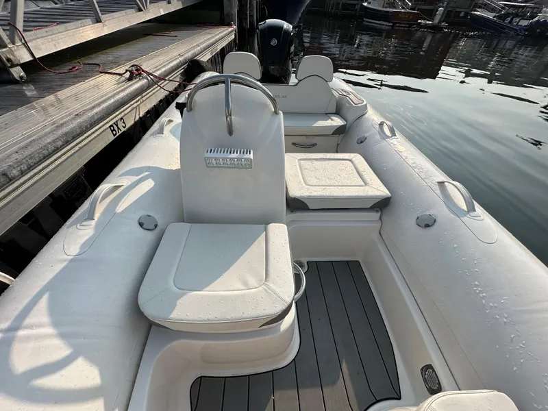 Slide: The Image of Zodiac Yachtline 490 2024 - 23