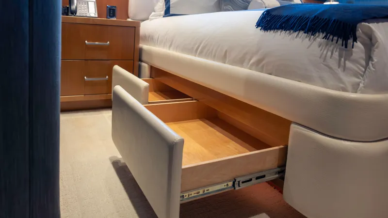 Slide: The Image of Westport W130 2014 - 101