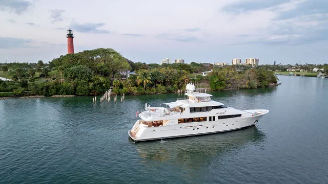 Slide: The Image of Westport W130 2014 - 144