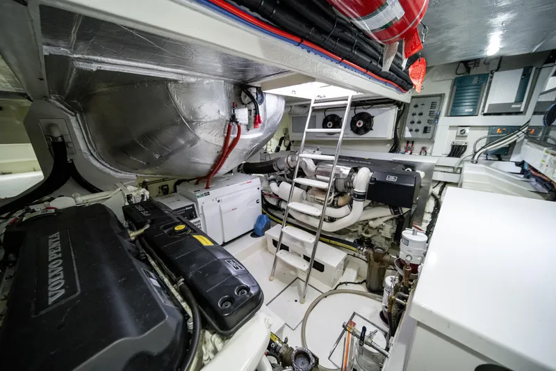 Slide: The Image of Riviera 5400 Sport Yacht 2018 - 55