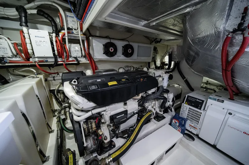 Slide: The Image of Riviera 5400 Sport Yacht 2018 - 56