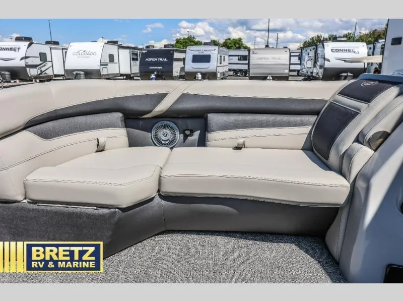 Slide: The Image of Cabrio C22UC 2025 - 10