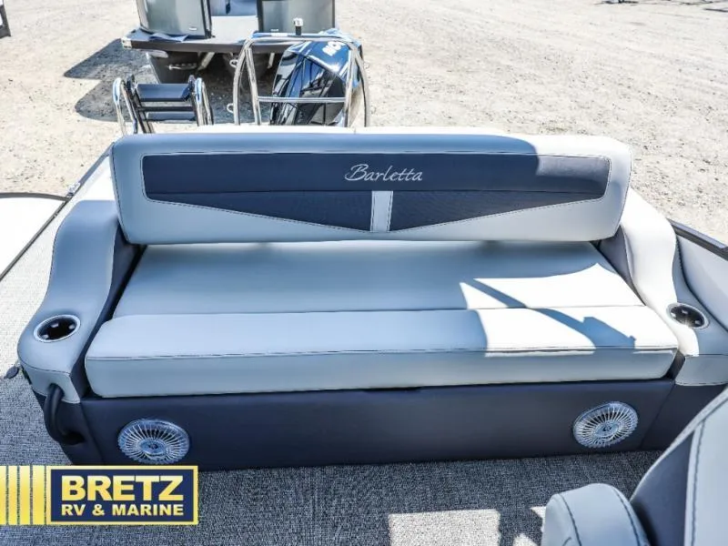 Slide: The Image of Cabrio C22UC 2025 - 15