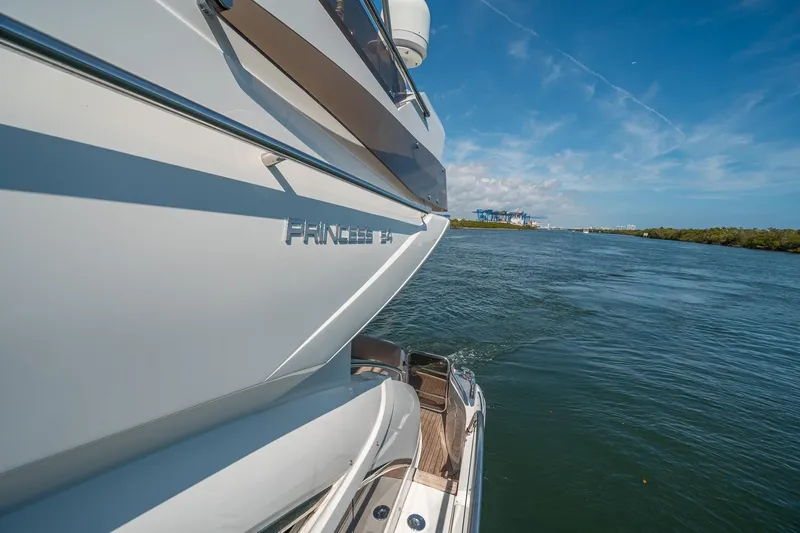 Slide: The Image of Luxury Princess F54 yacht cruising on a sunny day, 2009 model. - 92