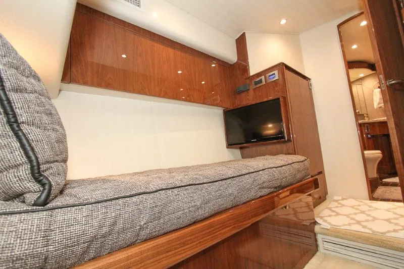 Slide: The Image of Viking 55 Convertible 2017 - 21