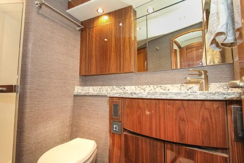 Slide: The Image of Viking 55 Convertible 2017 - 23