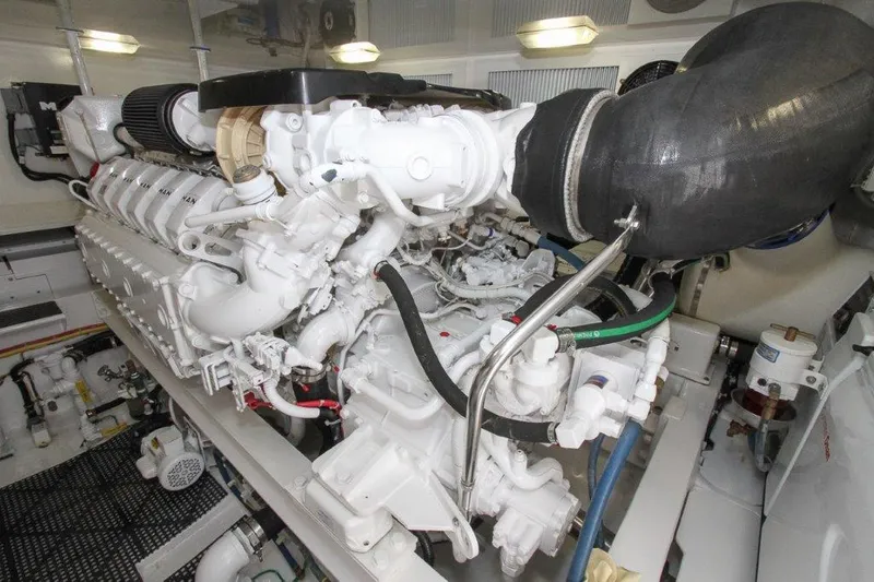 Slide: The Image of Viking 55 Convertible 2017 - 52