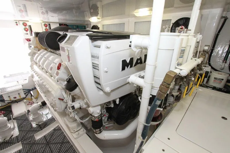 Slide: The Image of Viking 55 Convertible 2017 - 57