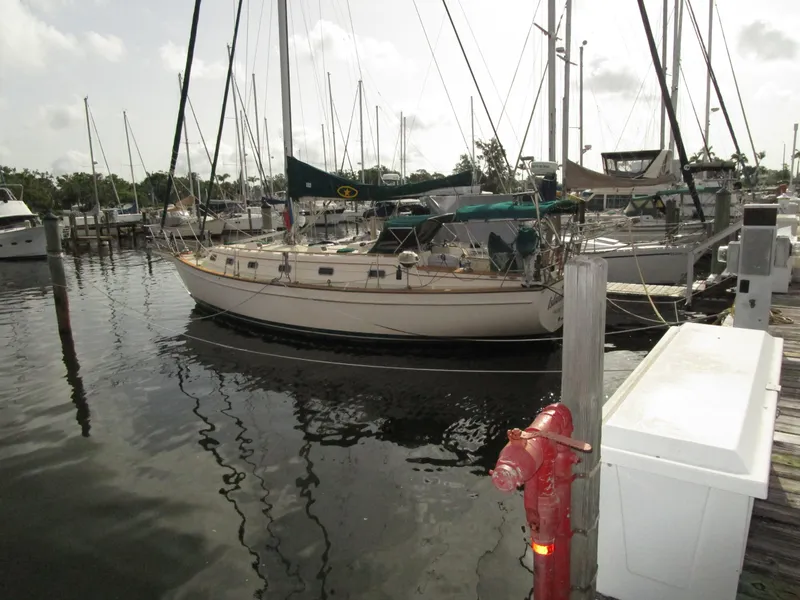 The Image of Island Packet 40 1996 - 0