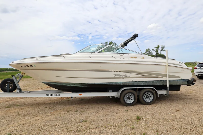 The Image of Sea Ray 280 Bow Rider 1997 - 0